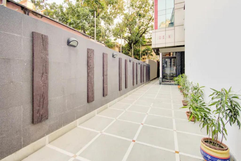 Dover Inn By Bookmerihotel Kolkata Exterior photo