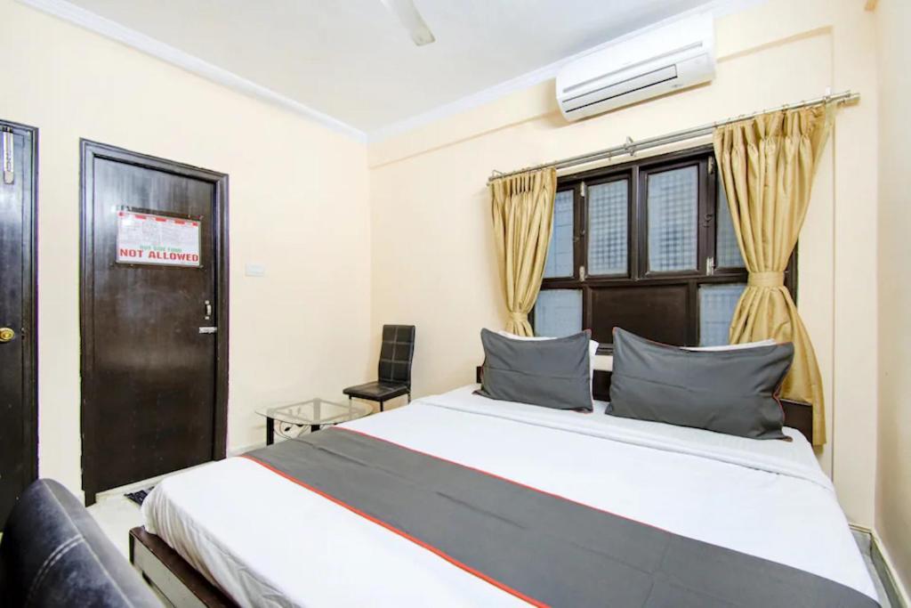 Dover Inn By Bookmerihotel Kolkata Exterior photo